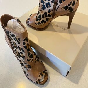 BCBG generation leopard pony hair heel boot